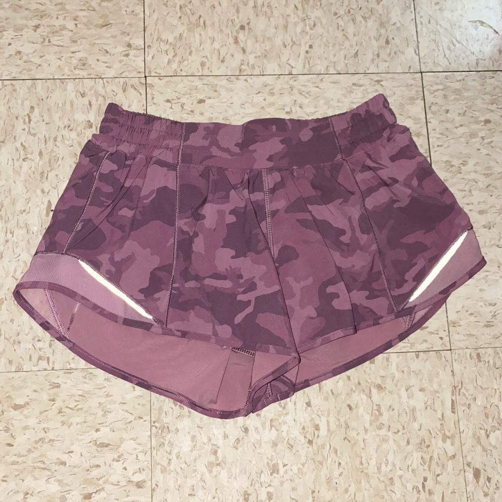 Lululemon hotty hot shorts